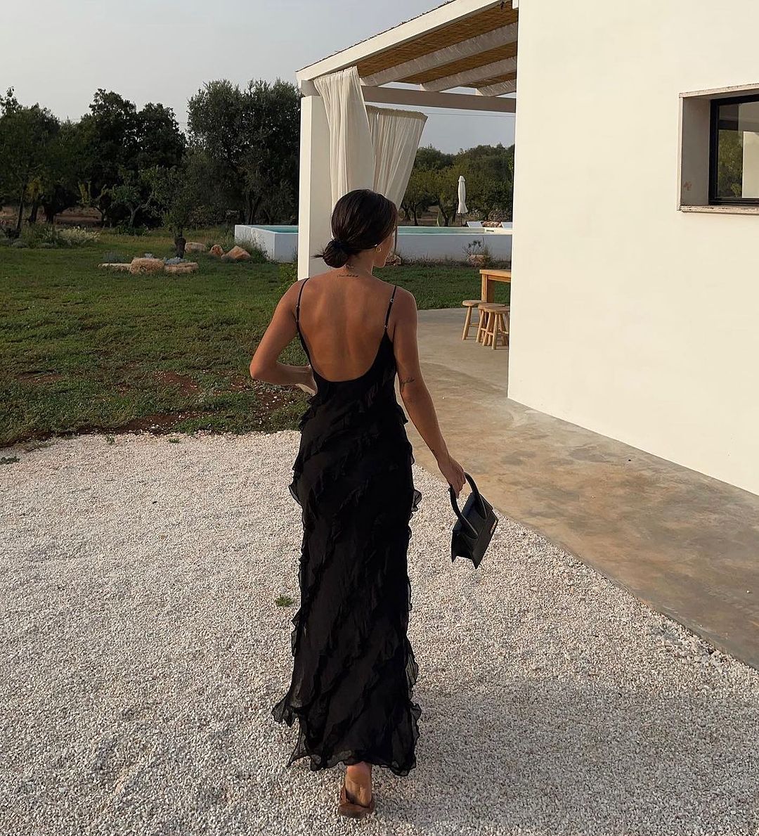 Valestra - Ruffle Statement Dress